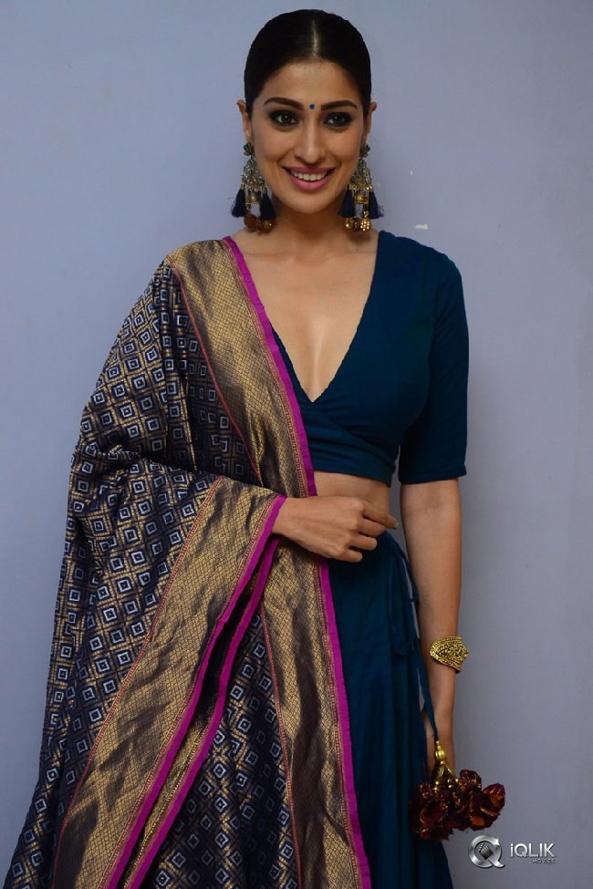 Raai-Laxmi-New-Stills